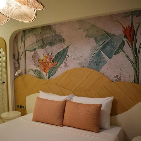 Hotel Immys *